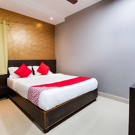 Hotel Cj Inn Vijayawada Luaran gambar